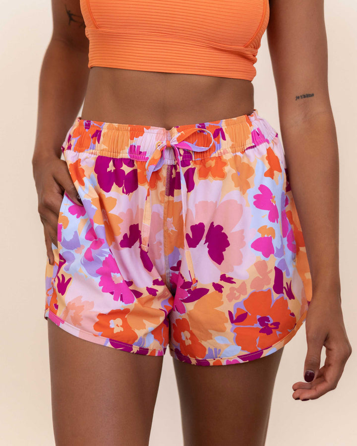 Esti Hybrid Lake Short