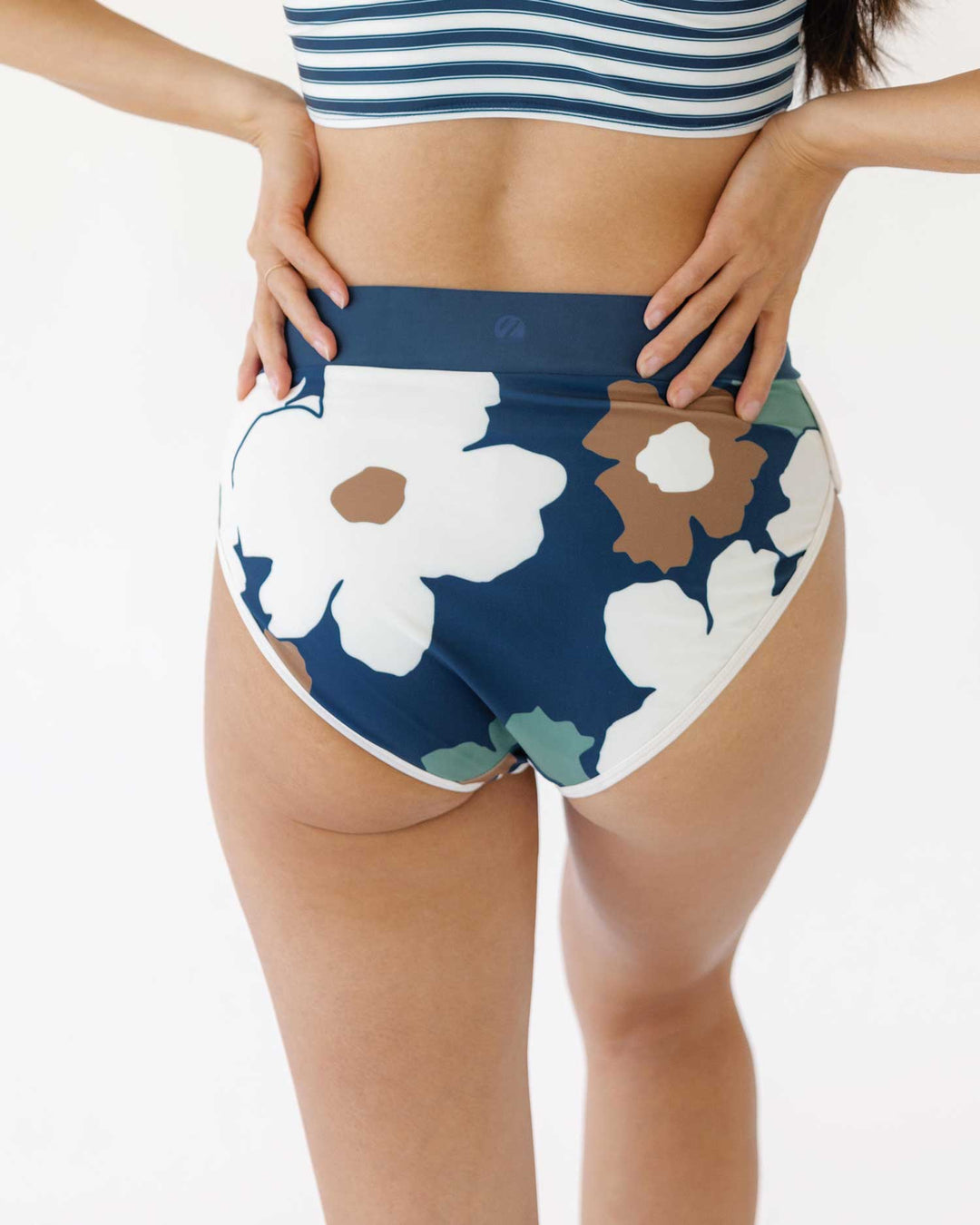 Birch Floral Retro Bottom